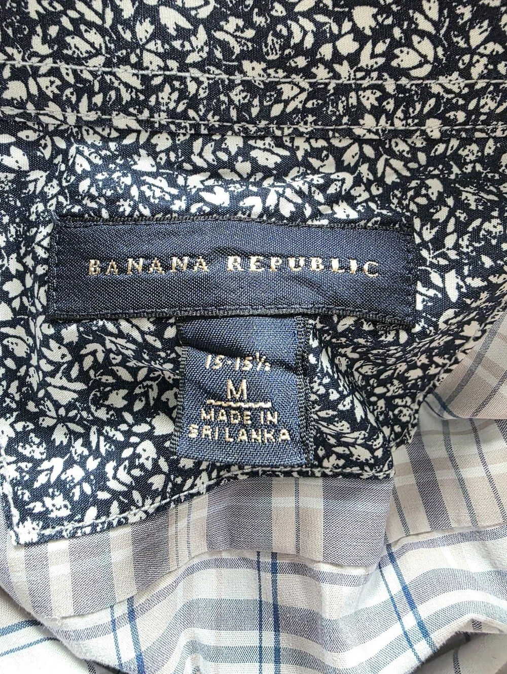 Banana Republic Mens M Plaid Long Sleeve Button Down Shirt Blue Gray Cotton